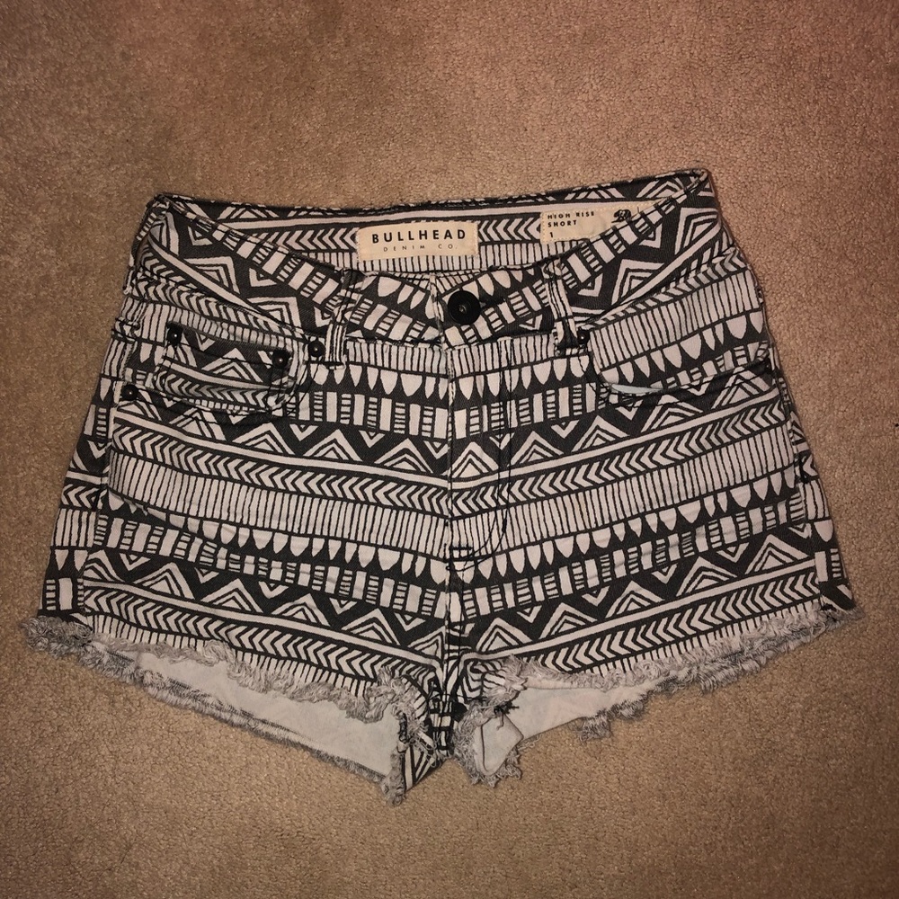 Bullhead Tribal Jean Shorts